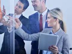 金年会官网入口-集结日体能课后，布莱顿内部沟通备战欧超杯，话题不断，高层口径保持一致