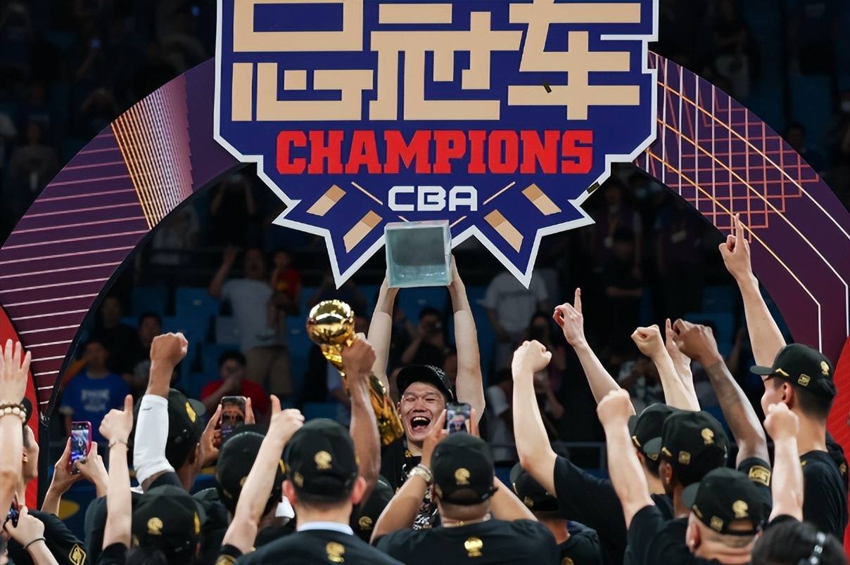 金年会官网入口-赛后浙江稠州备战CBA常规赛；远射贴柱细节曝光；气氛紧张；医务组通报恢复